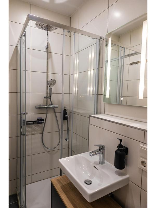 Hln Apartments Am Bahnhof Saarbrücken Eksteriør billede