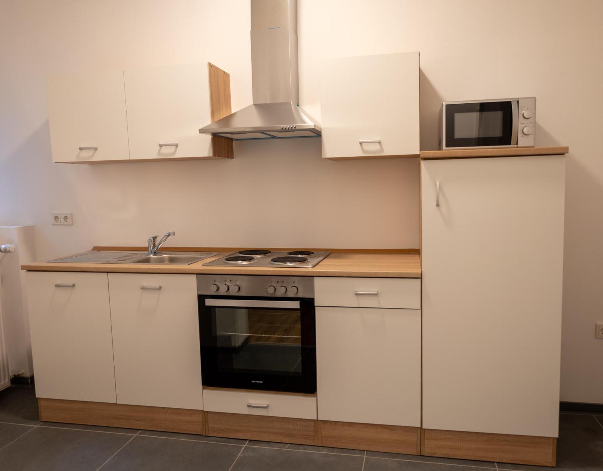 Hln Apartments Am Bahnhof Saarbrücken Eksteriør billede